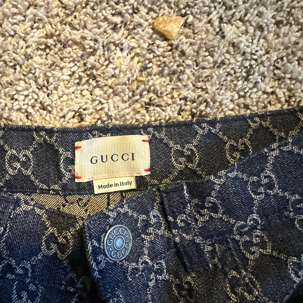 Gucci Teal Graphic Tee and Monogram Denim - Picture 3 of 7